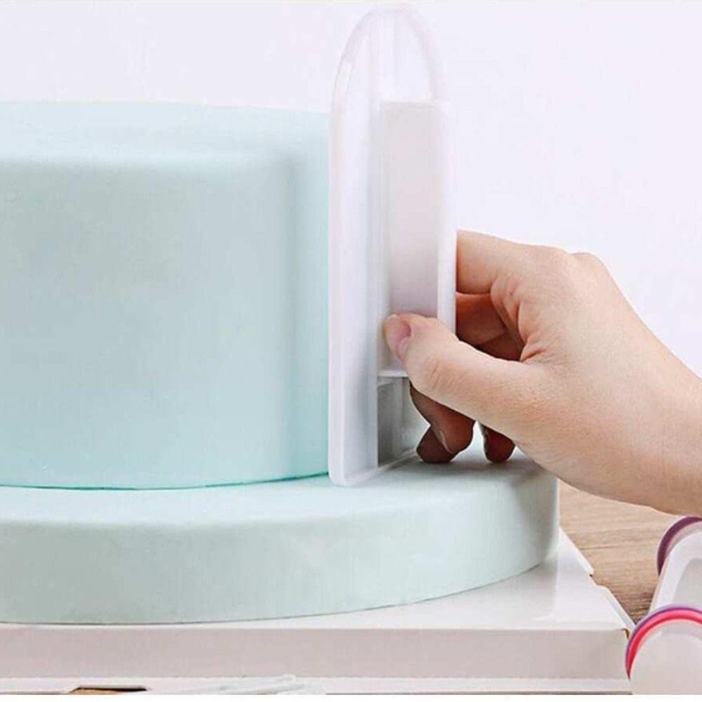 Plastikowe narzędzie do wygład – Kitchen Baking Brush recenzja i cena